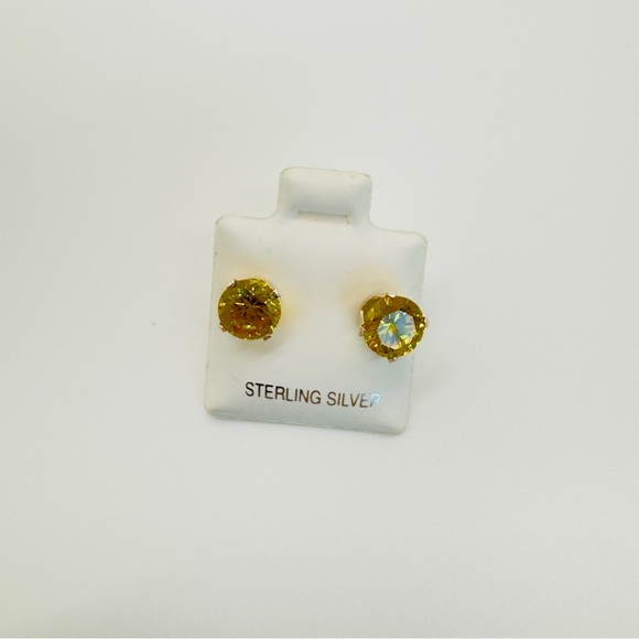Brand New 6mm Yellow Round CZ 925 Sterling Silver Earrings - Picture 2 of 5